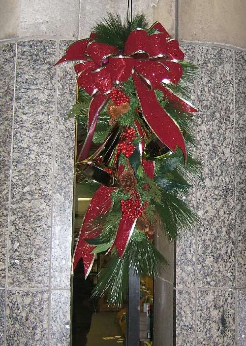 image033